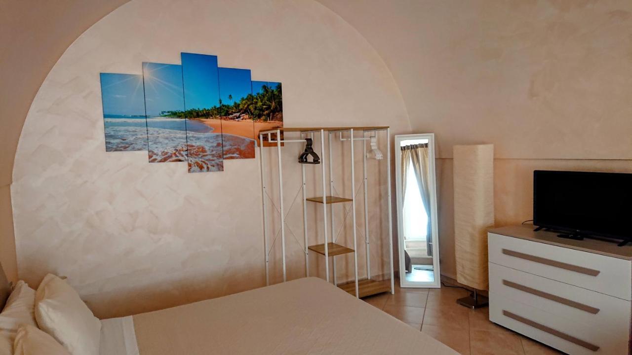 Domus Elegans In Centro Villa Manfredonia Exteriör bild