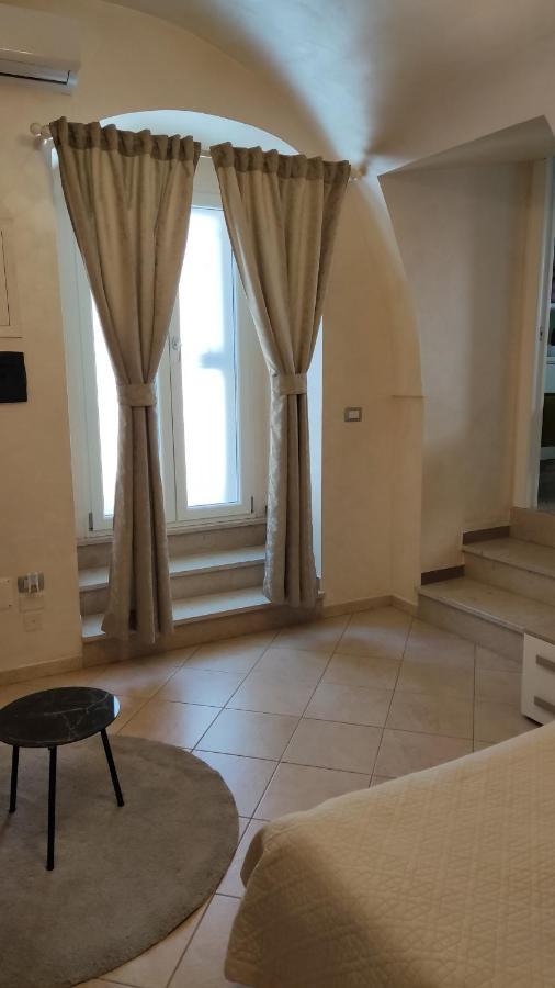 Domus Elegans In Centro Villa Manfredonia Exteriör bild